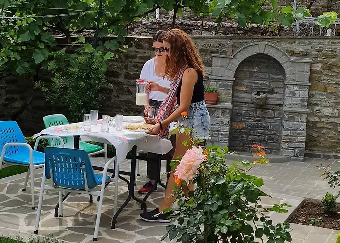 Garden Πανσιόν