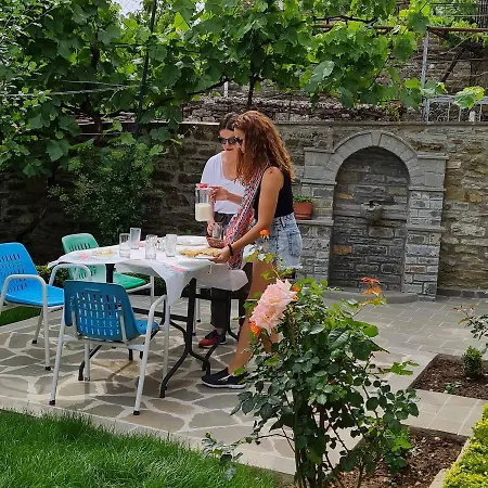 Garden بيت ضيافة