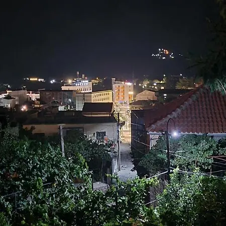 Garden 4*