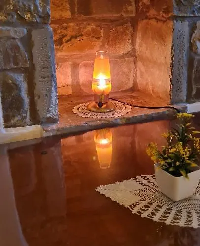 Garden 招待所 Përmet